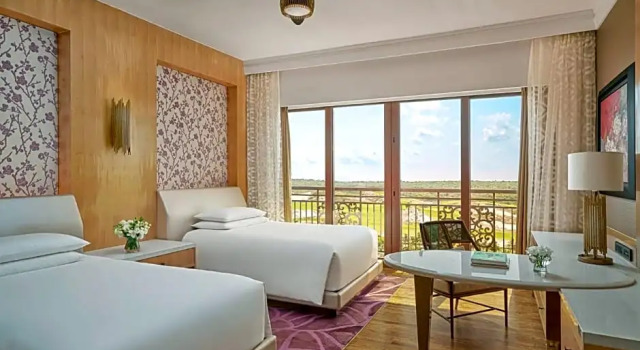 Номер Classic с видом на поле для гольфа InterContinental Grand Ho Tram by IHG