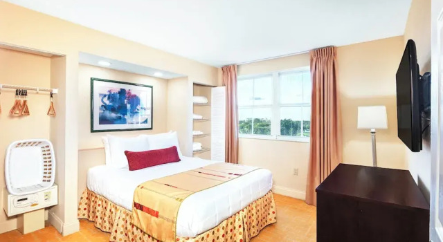 Люкс c 1 комнатой с видом на бассейн Vacation Village at Bonaventure, Fort Lauderdale
