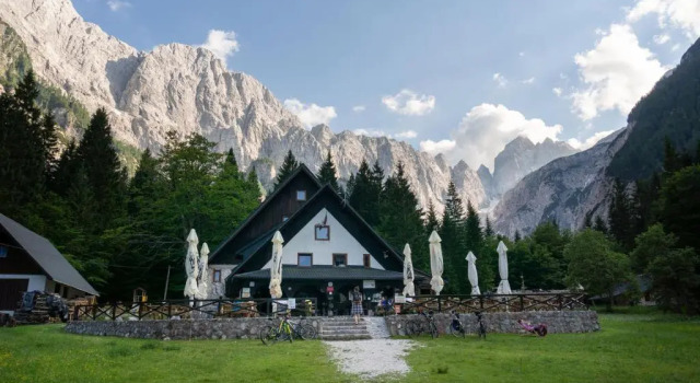 Stylish 2-Bed Top-Floor Apartment In Kranjska Gora, Забронировать Апартаменты/квартира Краньска-Гора Planica, рядом с Kekec