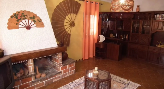 80s RetroStyle Villa, Rezerwuj Willa Wille w Centro Region, Willa