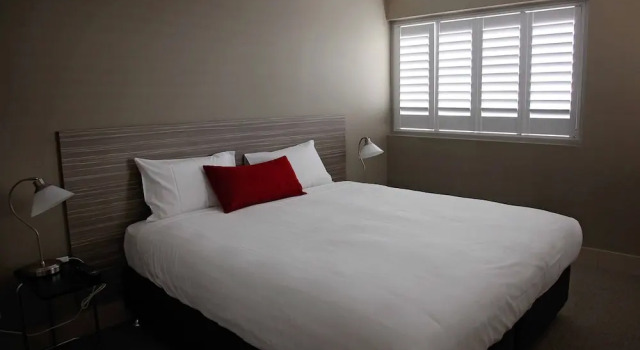 Апартаменты Deluxe с 2 комнатами с балконом и с видом на город Laguna Serviced Apartments