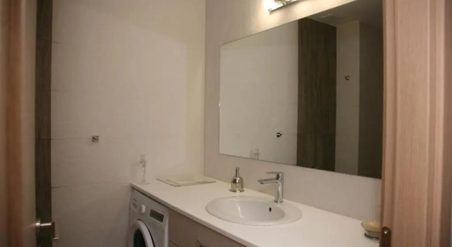 Апартаменты Lovely sea front apartment