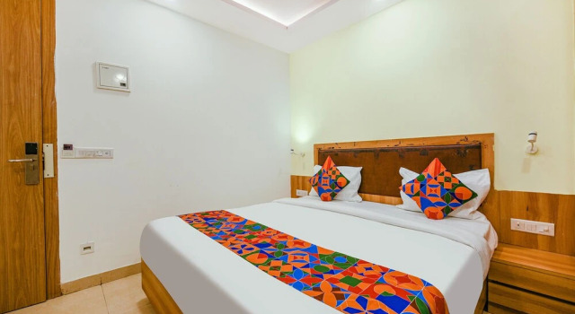 Fabhotel Royal Residency I, Забронировать Отель Отели Нью-Дели с завтраком, Завтраки