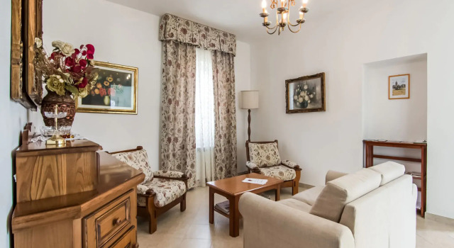 Beautiful holiday home in Montedinove with shared pool, Rezervovat Hotel  