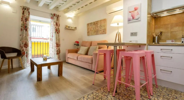 Apartamentos LOTO y LIZ by Cadiz4Rentals