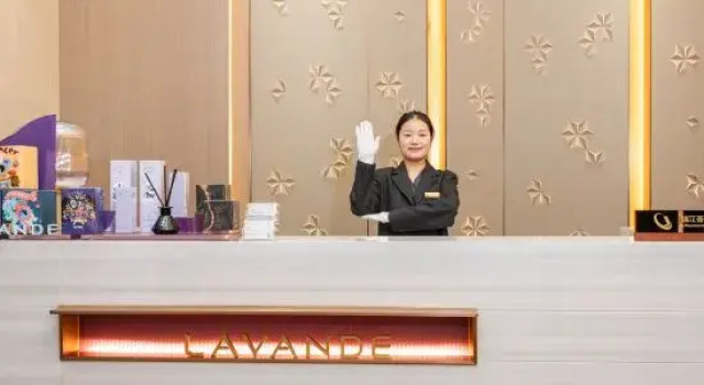 Lavande Hotel (Guangzhou Baiyun Airport Longgui Metro Station), Rezervasyon Otel Guangdong otoparklı oteller, Otopark