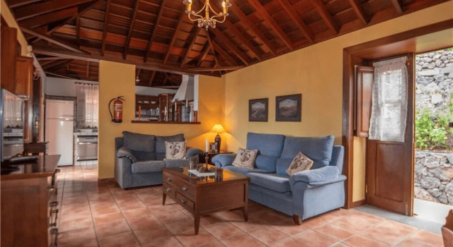 Casa Rural con Piscina Compartida en Mazo