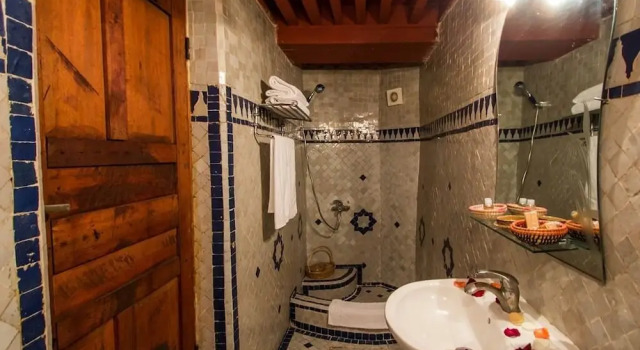 Standart oda Riad Ibn Khaldoun