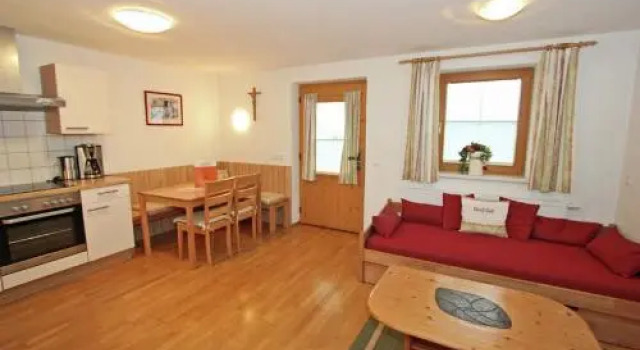 Apartment Kreidl, Rezerwuj Apartament Hotele w Tyrol z parkingiem, Parking