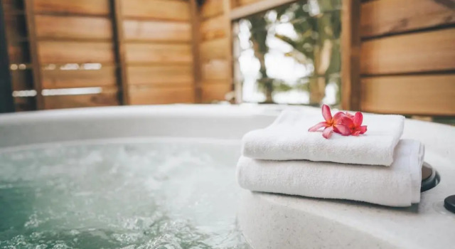 Бунгало Deluxe Hotel Tieti