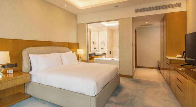 Двухместный номер Standard с видом на реку Hilton Brazzaville Les Tours Jumelles Hotel & Residences