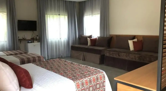 Семейное шале Recanto Da Paz Hotel Atibaia - Pet Friendly