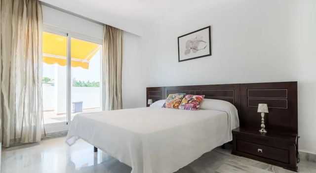 Апартаменты с 3 комнатами с балконом Puerto Banus Luxury Penthouse