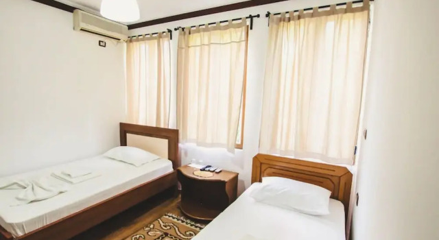 Двухместный номер Standard с балконом и с видом на город Hotel Relax