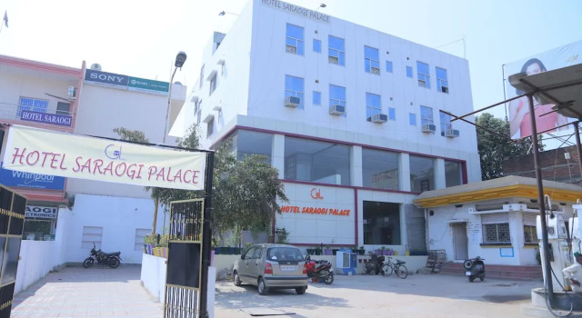Hotel Saraogi Palace