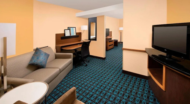 Люкс Fairfield Inn & Suites Houston Channelview