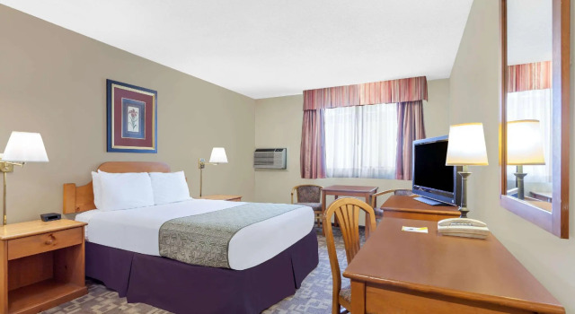 Двухместный номер Standard Days Inn By Wyndham Bellingham WA