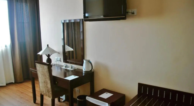 Трёхместный номер Standard Central Hotel Tana