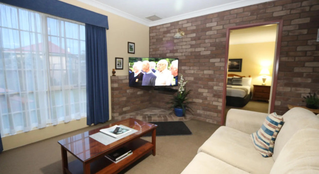 Коттедж Swansea Cottages & Lodge Suites