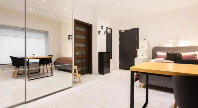 Apartment nearto Old Town Halicka street, Забронировать Апартаменты/квартира Апартаменты Кракова, рядом с Church of the Holy Apostles Peter and Paul, Апартаменты/квартира