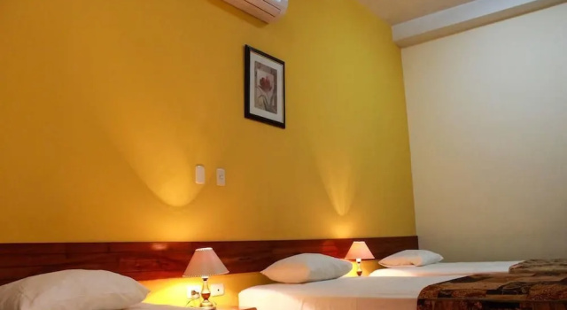 Трёхместный номер Standard Sol de Selva Hostal