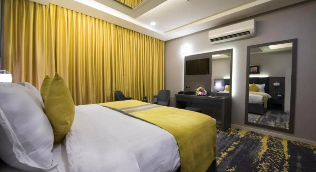 Апартаменты с 3 комнатами Bram Hotel
