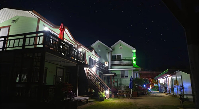 Anmyeon-do Ssong Pension, Prenota Hotel Hotel a Chungcheongnam-Do con piscina, Piscina