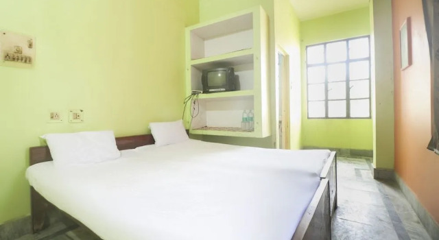 Spot On 60947 Godavari Lodge