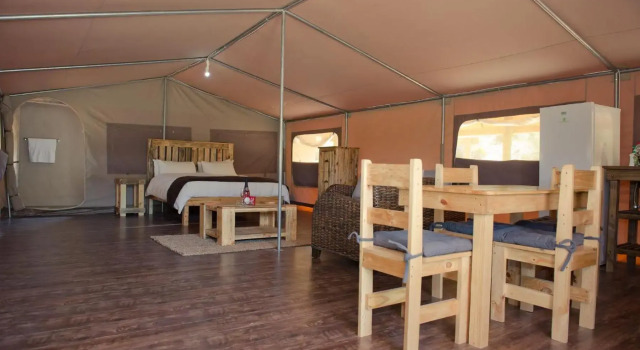 African Game Lodge, Book Hotel Montagu Western Cape