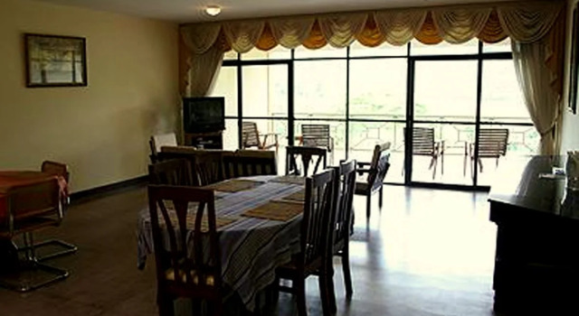 Enison Lodge