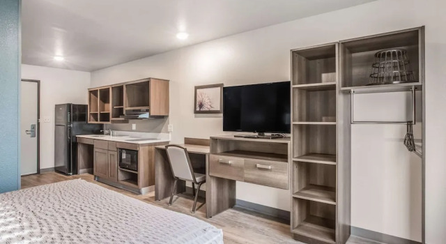 Двухместный номер Standard Цокольный этаж WoodSpring Suites Atlanta McDonough