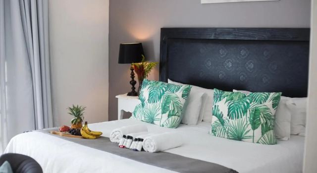 Caza Beach Guesthouse