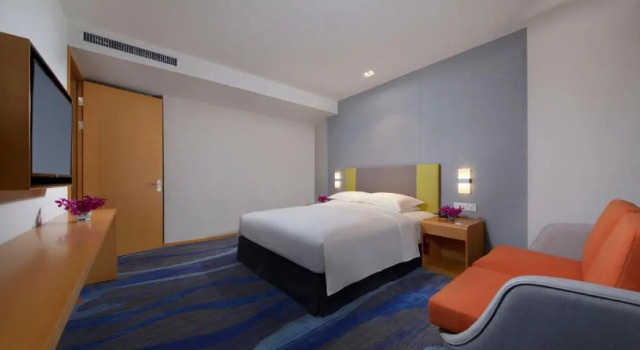 Номер Standard Holiday Inn Express Zhengzhou Zhengdong by IHG