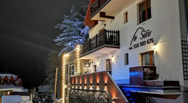 Safir przy samym WYCIĄGU, Забронировать Гостевой дом Карпач 