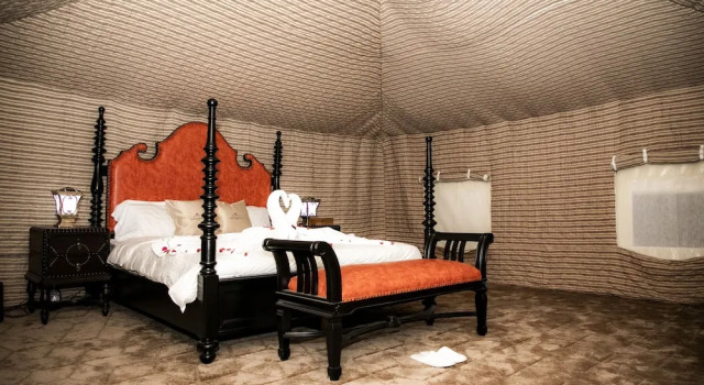 Presidential Luxury Camp, Varaa Leirintäalue Hotellit Al Sharqiyah aamiaisella, Aamiainen