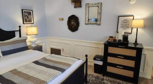 Номер Classic Butterfield Inn Main Street Cottages