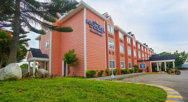 Microtel Inn & Suites By Wyndham Eagle Ridge