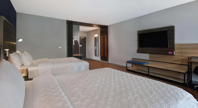 Четырёхместный номер Standard Tru By Hilton West Memphis, Ar