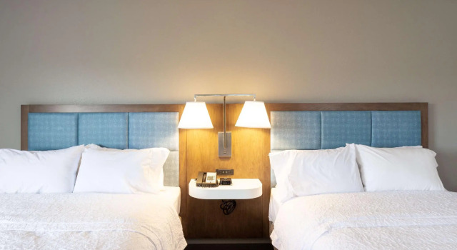 Четырёхместный номер Standard Hampton Inn Christiansburg/Blacksburg