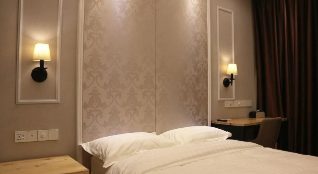 Solo Hotel Shuanglong Store, Rezerwuj Hotel Hotele w Shenzhen z parkingiem, Parking