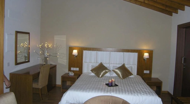 Livadia Hotel Kyperounta, Book Hotel Hoteller i Kakopetria med parkering, Parkering