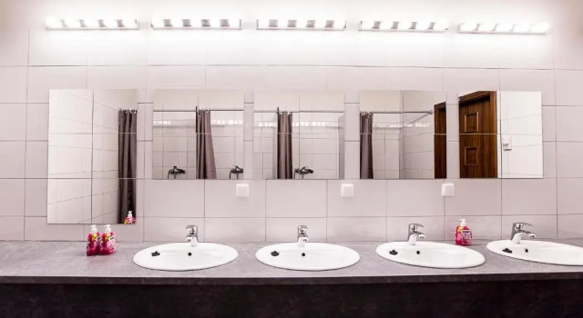 Кровать в общем номере (женский номер) Inbed Hostel