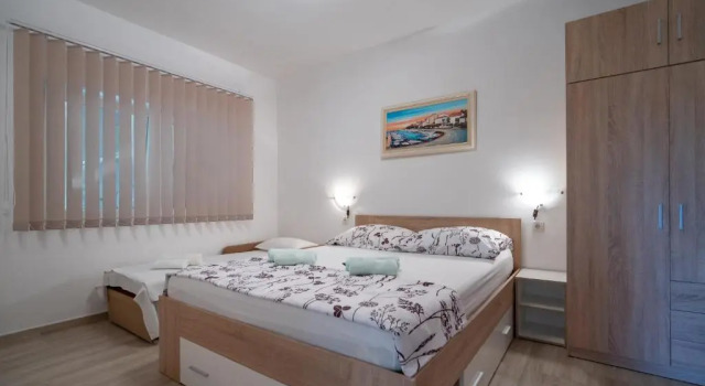 Апартаменты с 3 комнатами Apartman Ana