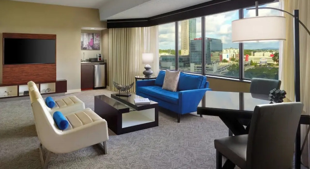 Люкс Renaissance Atlanta Waverly Hotel & Convention Center
