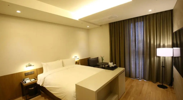 Одноместный номер Standard Hotel East9