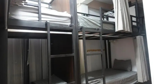 Кровать в общем номере (женский номер) Champa Inn Hotel