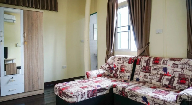 Town Home by The Warehouse Chiang Mai