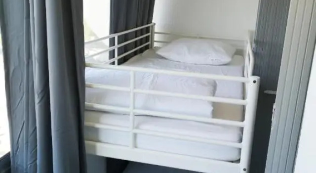Grand T2 Résidence La Grande Pyramide - Parking WIFI Hyper Centre - 1 chambre & loggia, Rezerwuj Hotel Hotele w Camargue z parkingiem, Parking