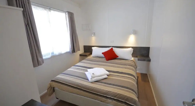 Номер Executive с 2 комнатами с видом на реку Rivergardens Holiday Park Mildura