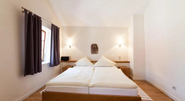 Weingut & Gästehaus GiwerGreif, Reserva ahora Hotel Wasserliesch Trier-Saarburg